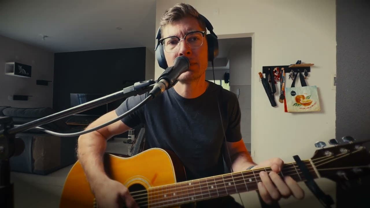Gravei um cover de "Easy" (Commodores)